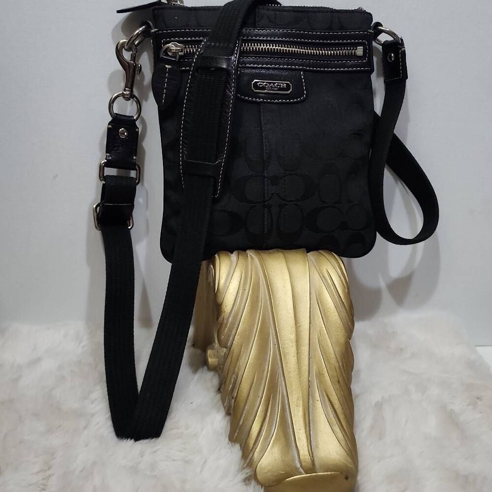 Coach Penelope Signature  crossbody Black Canvas